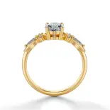 Pierścionek z owalnym diamentem i markizami SBPZ_047